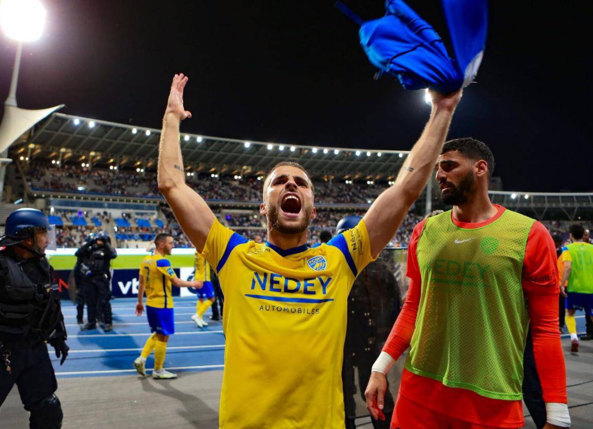 菲尼克斯太阳迎法甲关键赛，赛前内部沟通，引发热议，资深球员宣示担当的简单介绍-英雄联盟官网